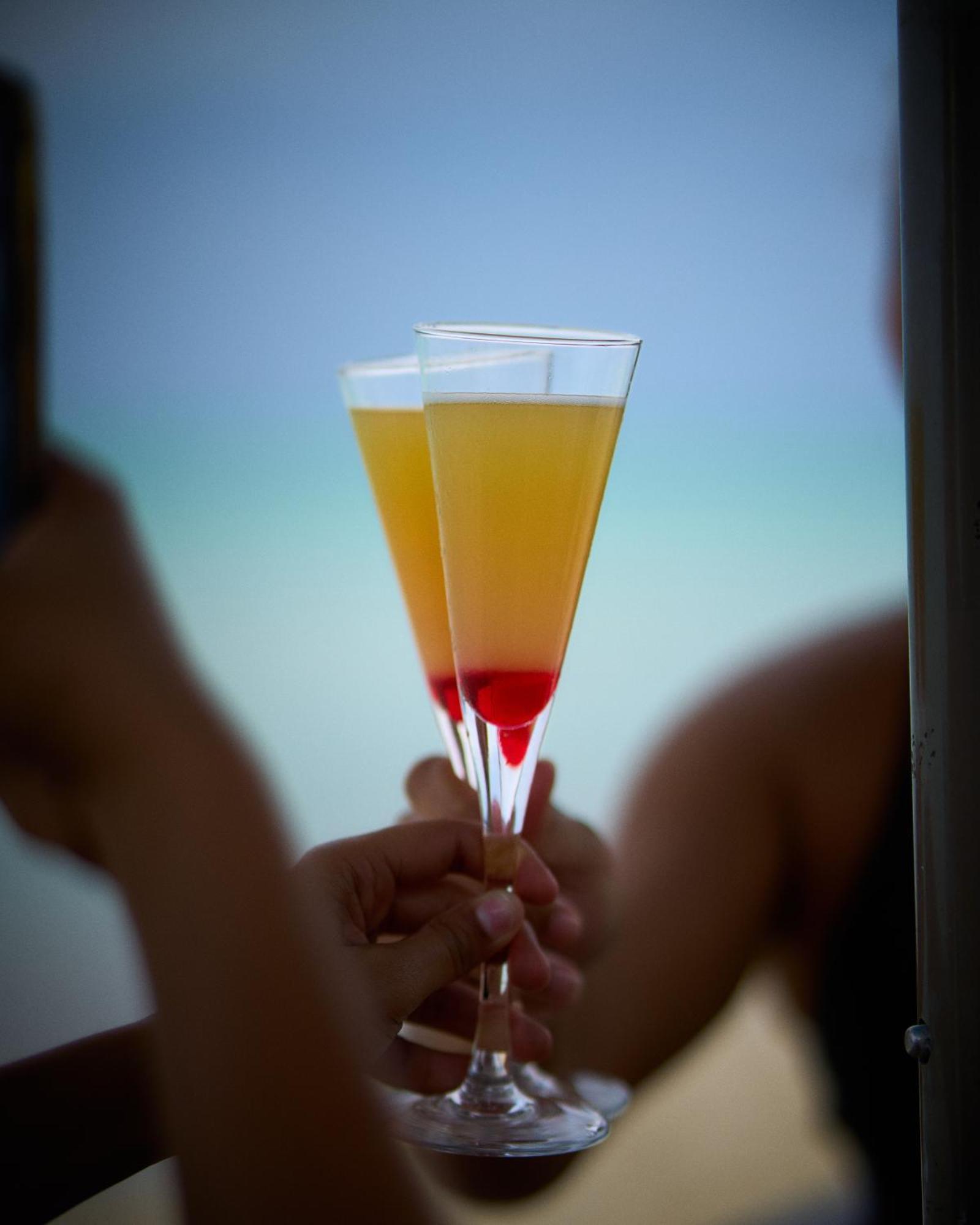 Blue Skies Beach Resort Νεγκρίλ Εξωτερικό φωτογραφία